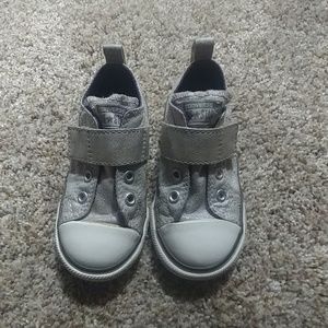 Converse Girls 7 Sneaker